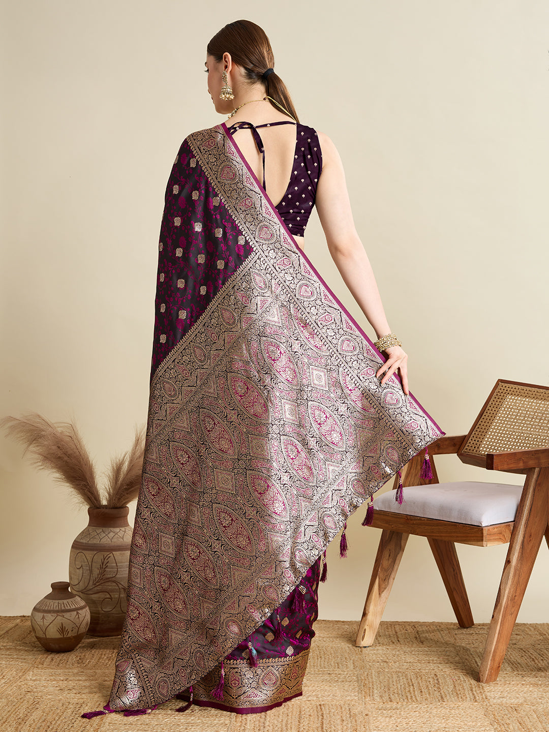 soft silk zari design  saree