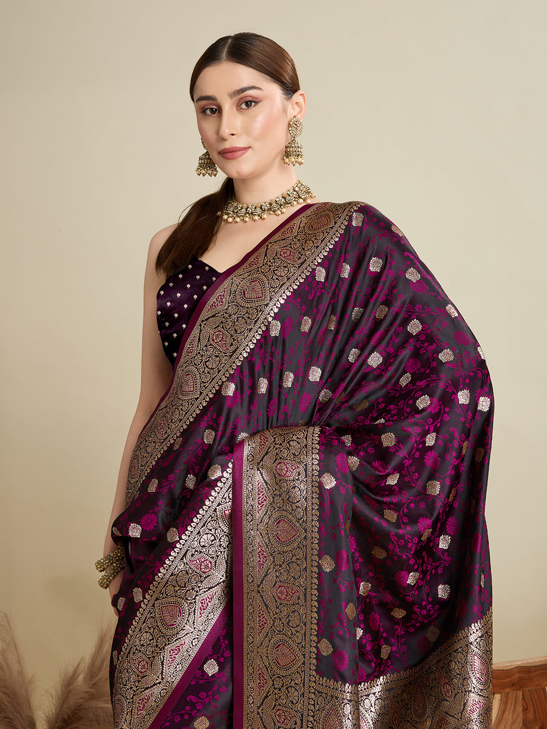 soft silk zari design  saree