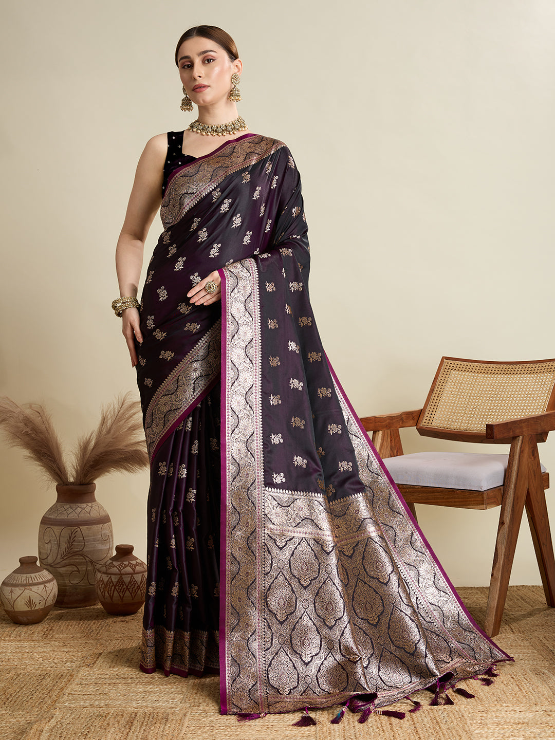 soft silk zari design  saree