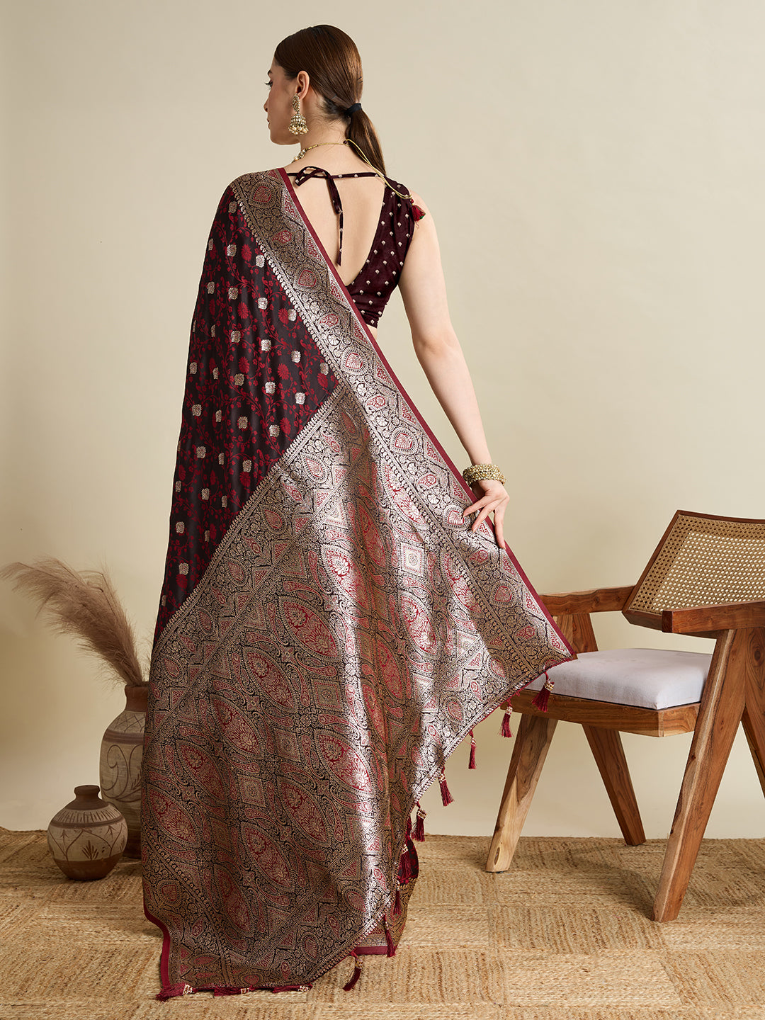 soft silk zari design  saree