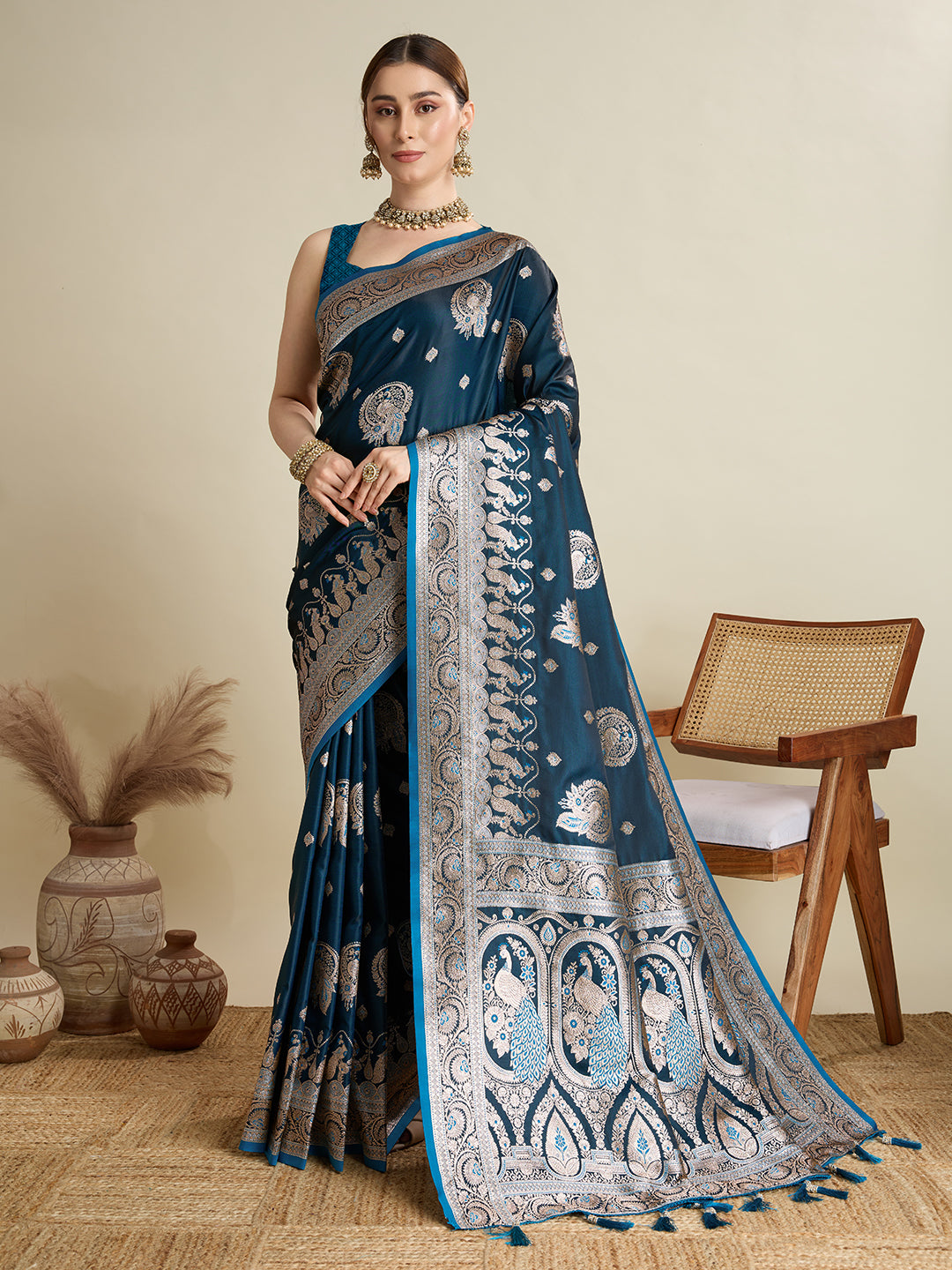 soft silk zari design  saree