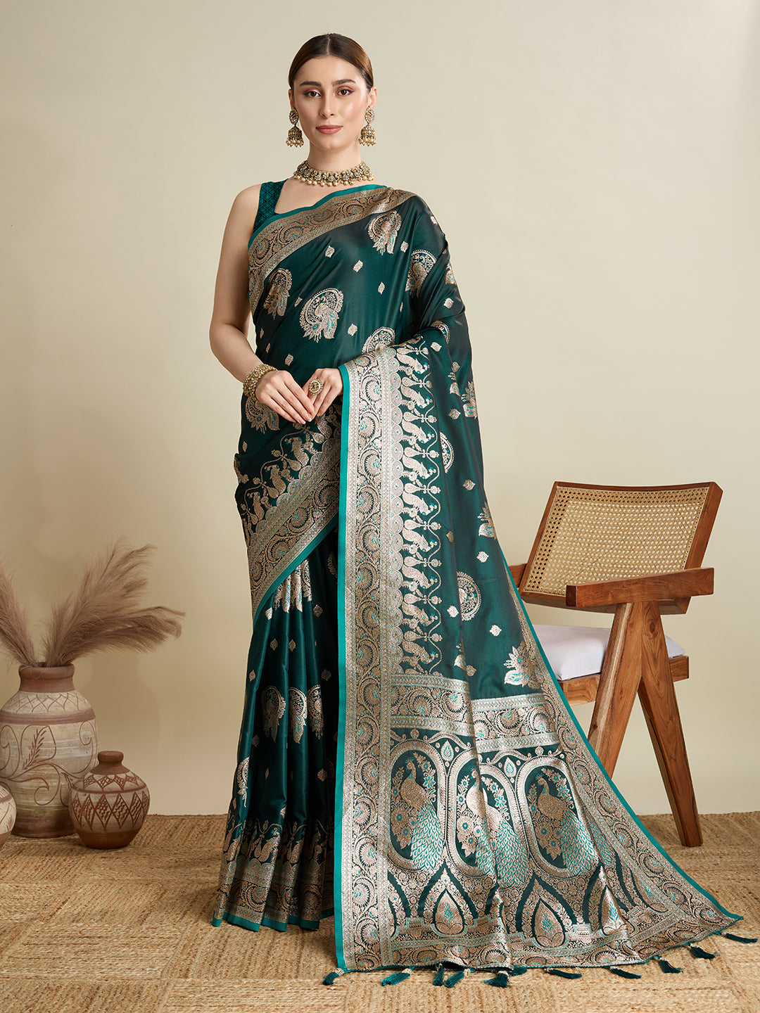 soft silk zari design  saree