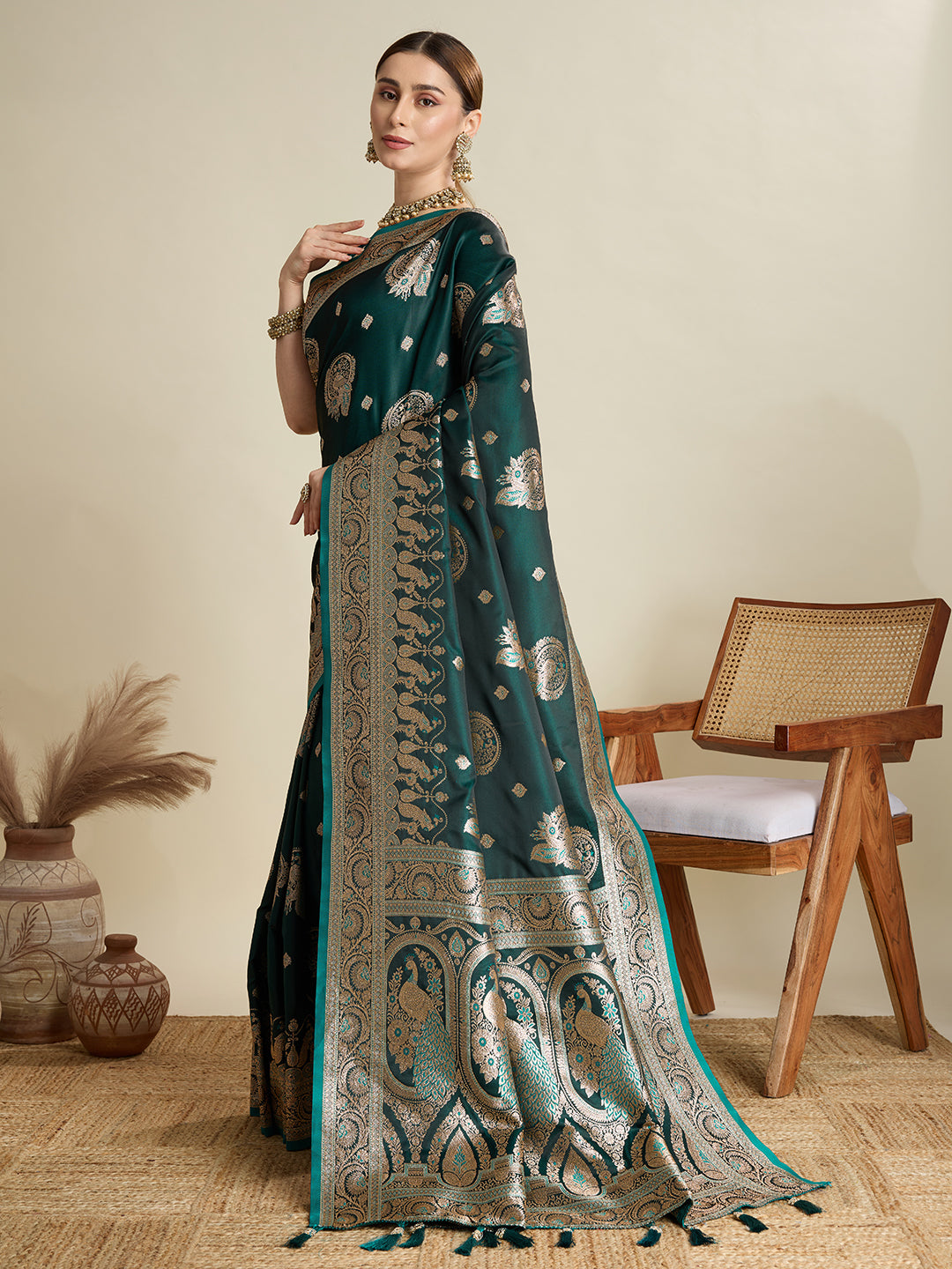 soft silk zari design  saree