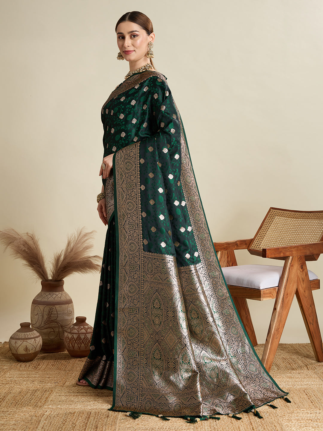 soft silk zari design  saree