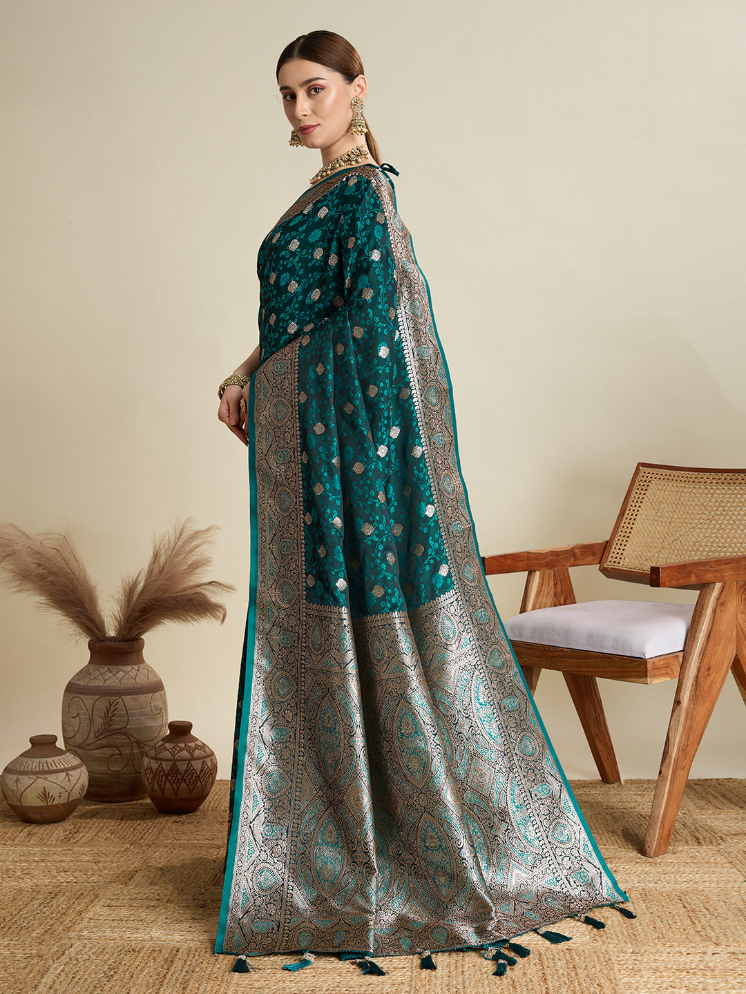 soft silk zari design  saree