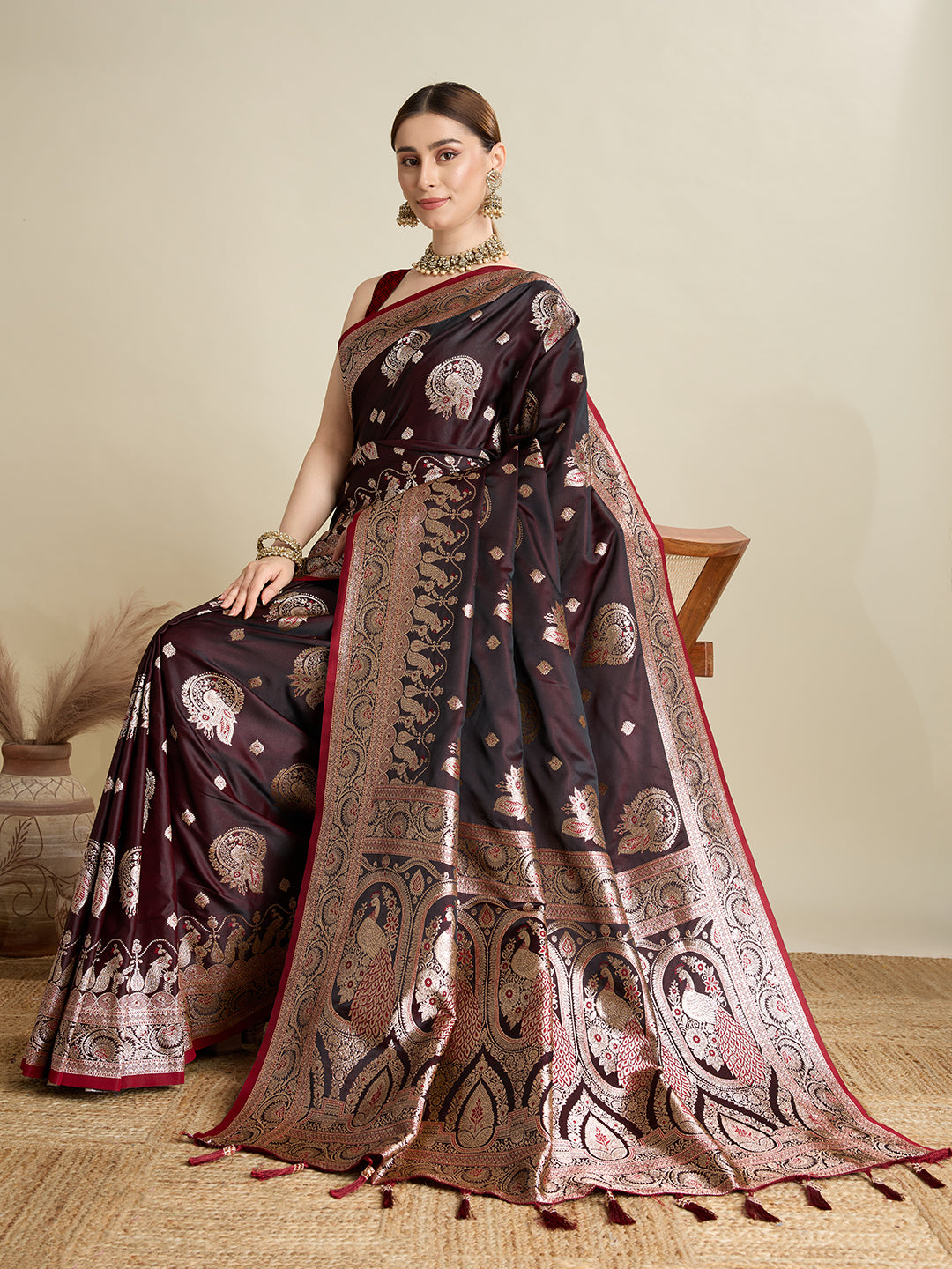soft silk zari design  saree