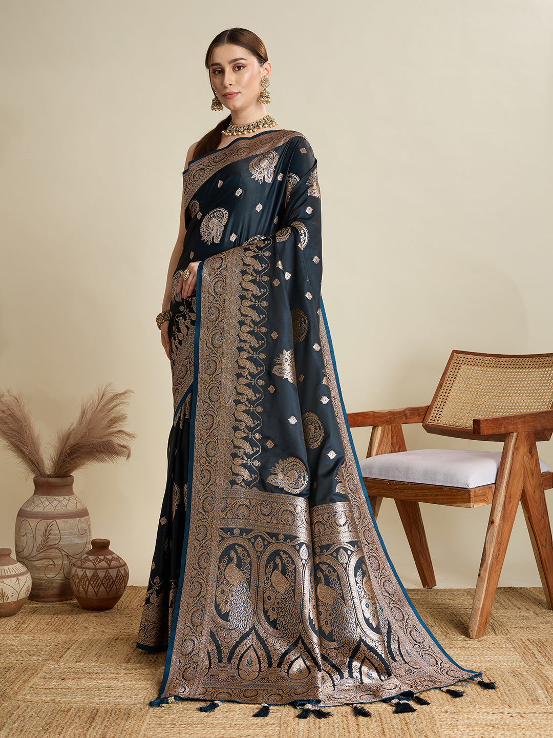 soft silk zari design  saree