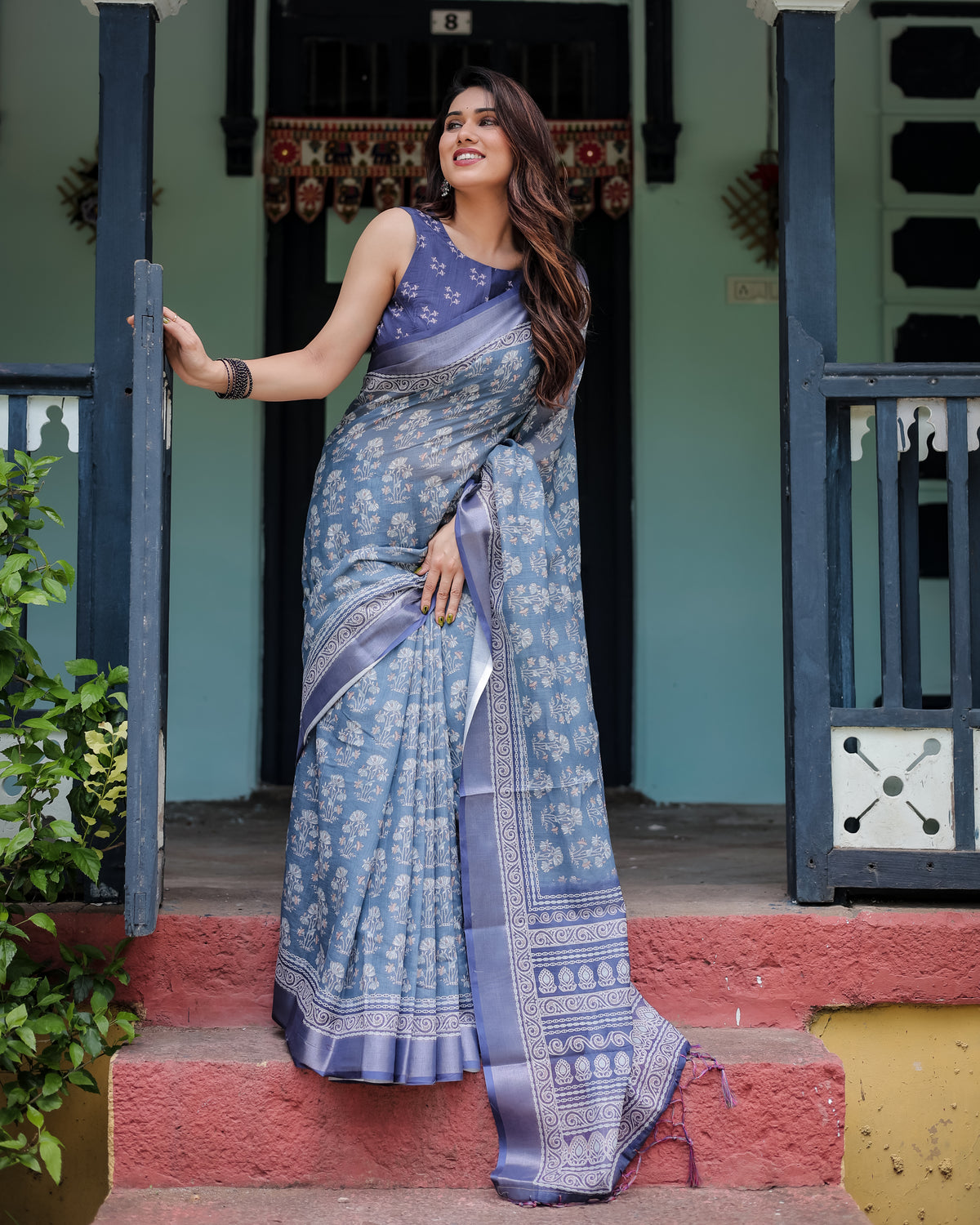 Premium soft linen saree