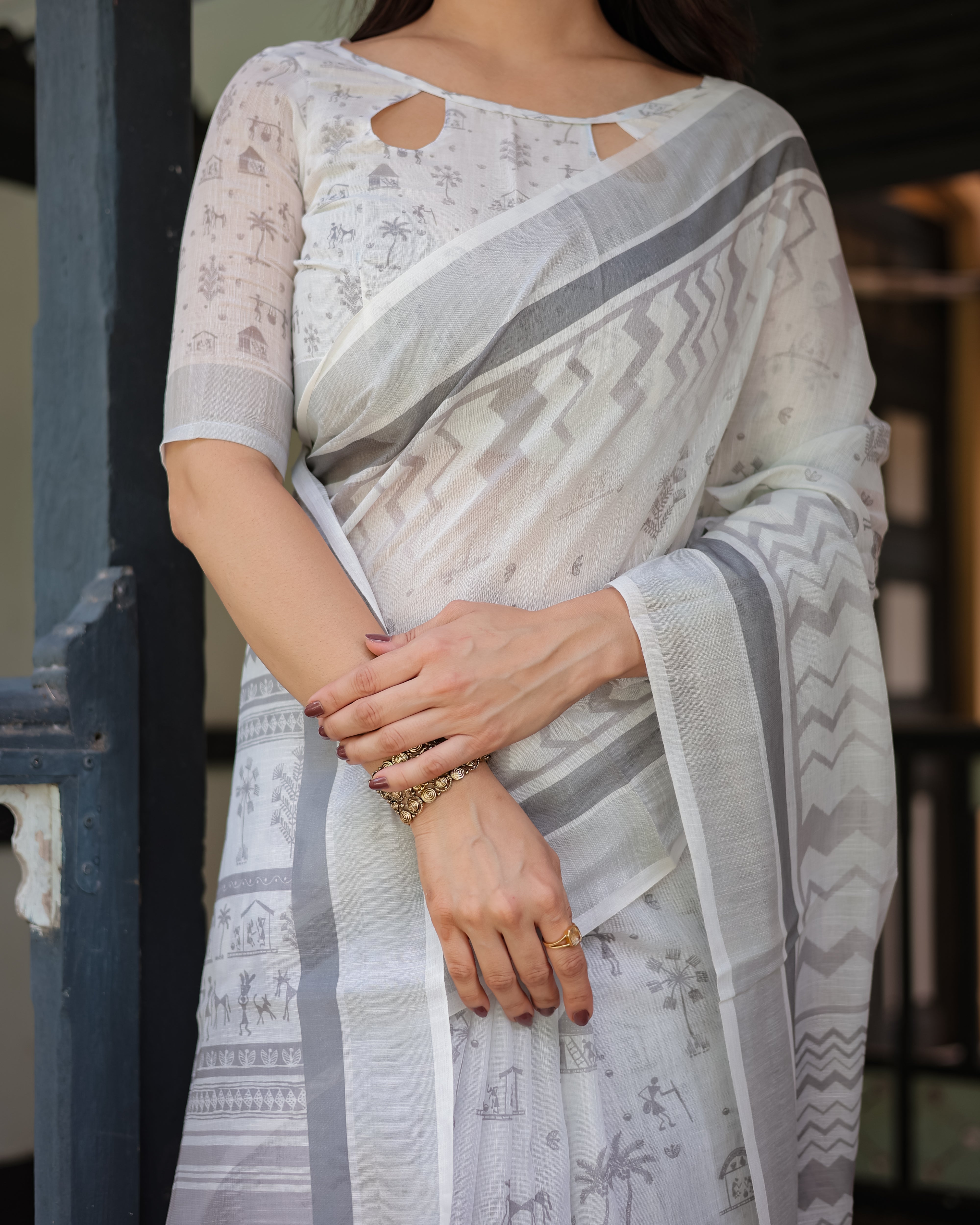 Premium soft linen saree
