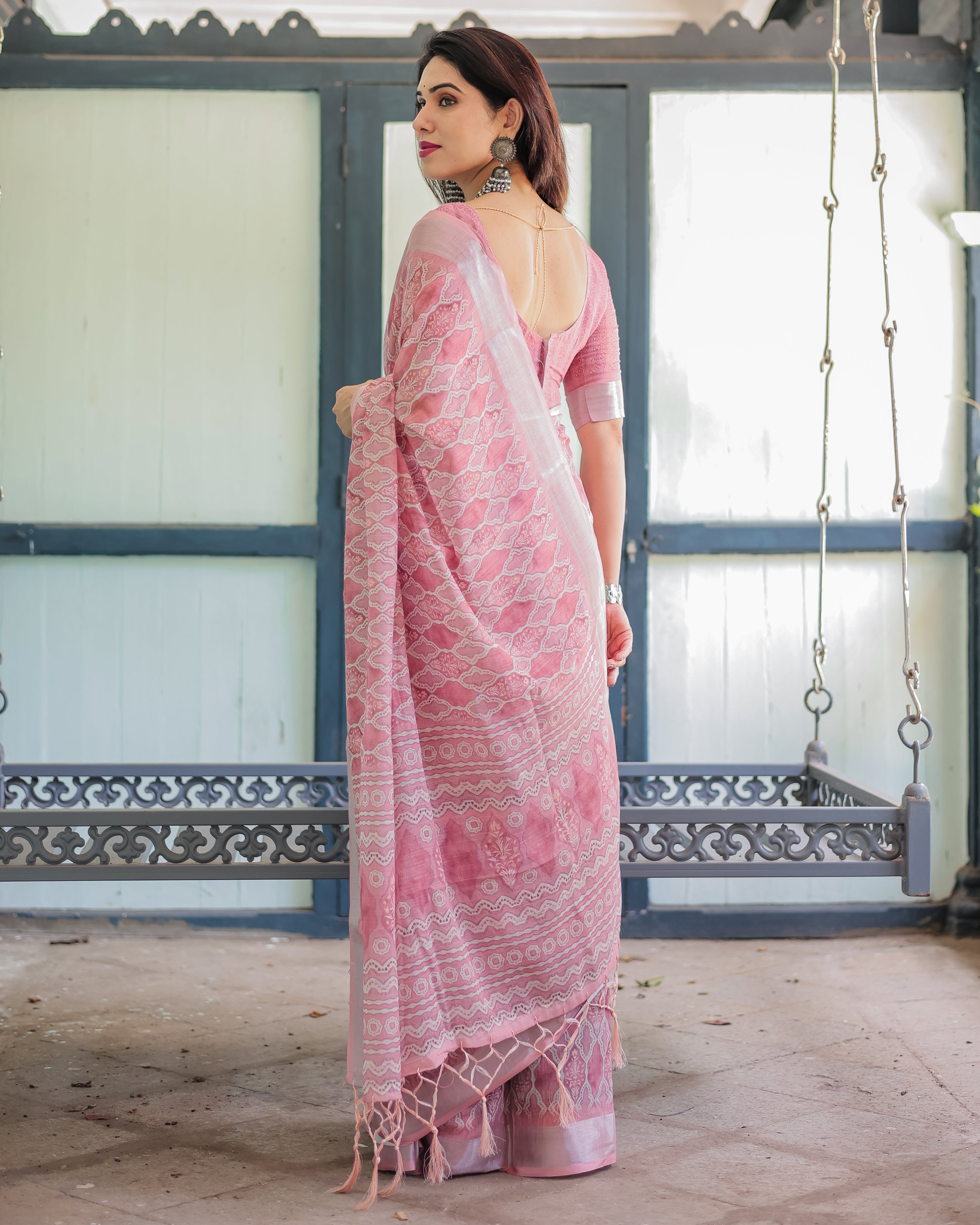 Premium soft linen saree