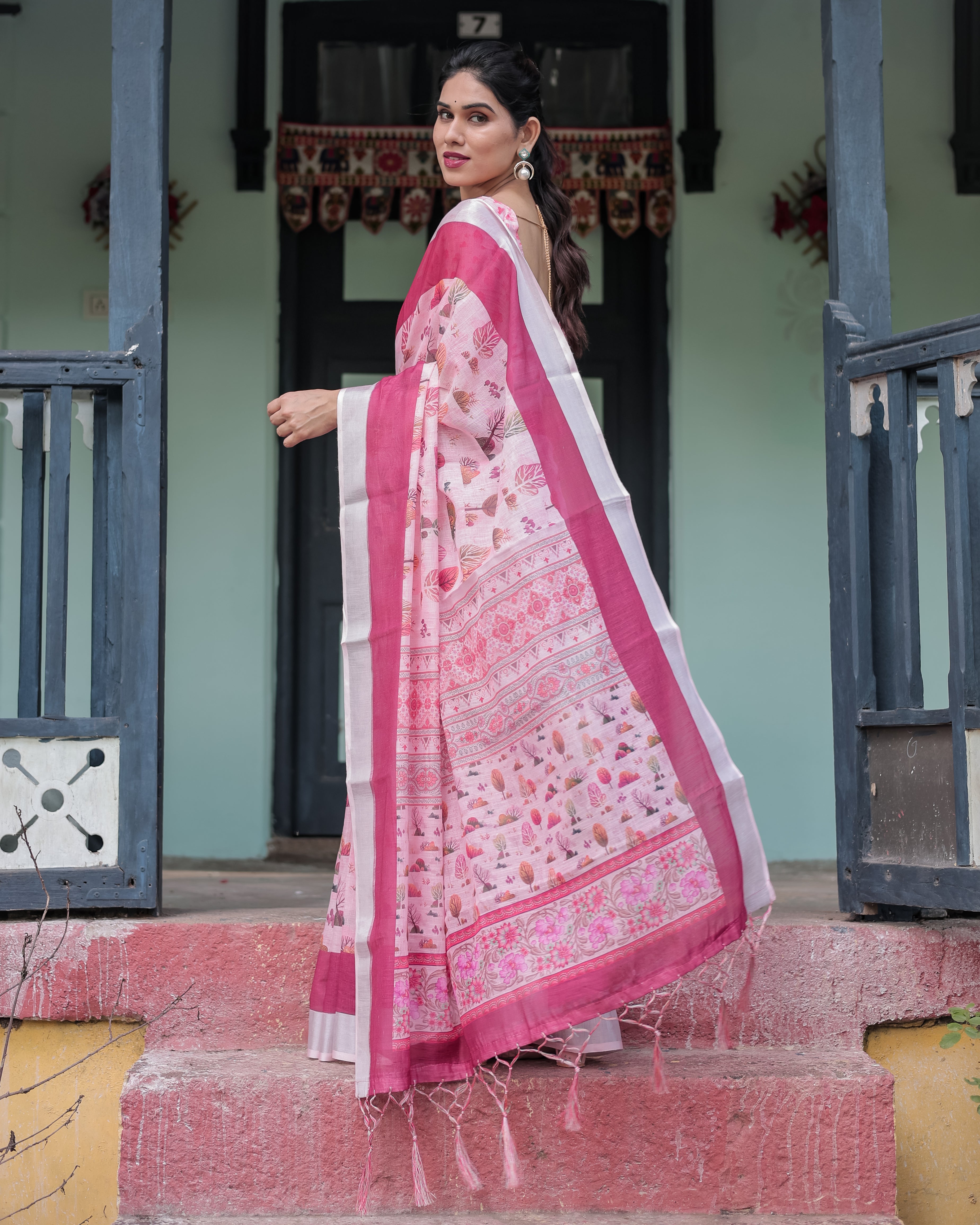 Premium soft linen saree