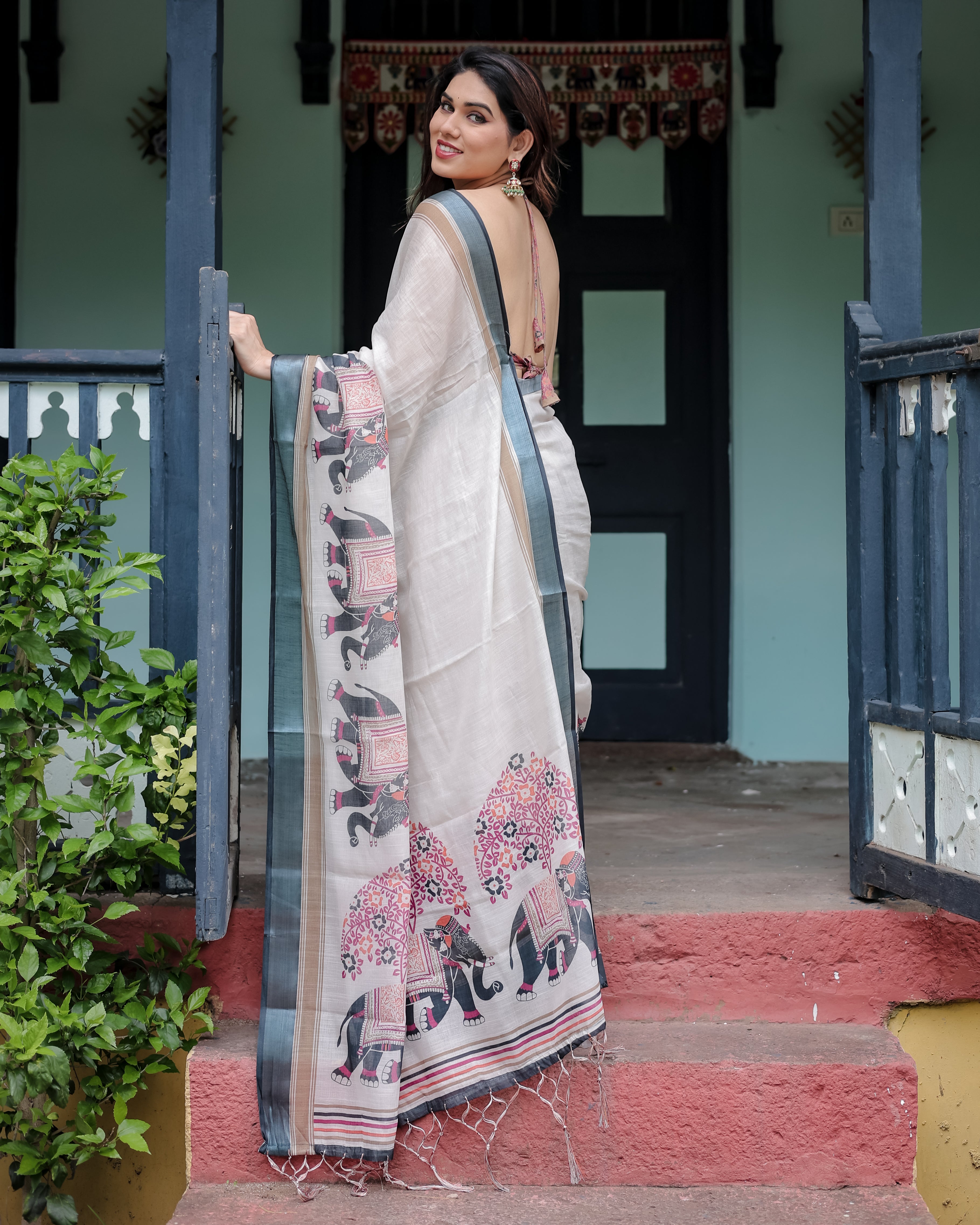 Premium soft linen saree