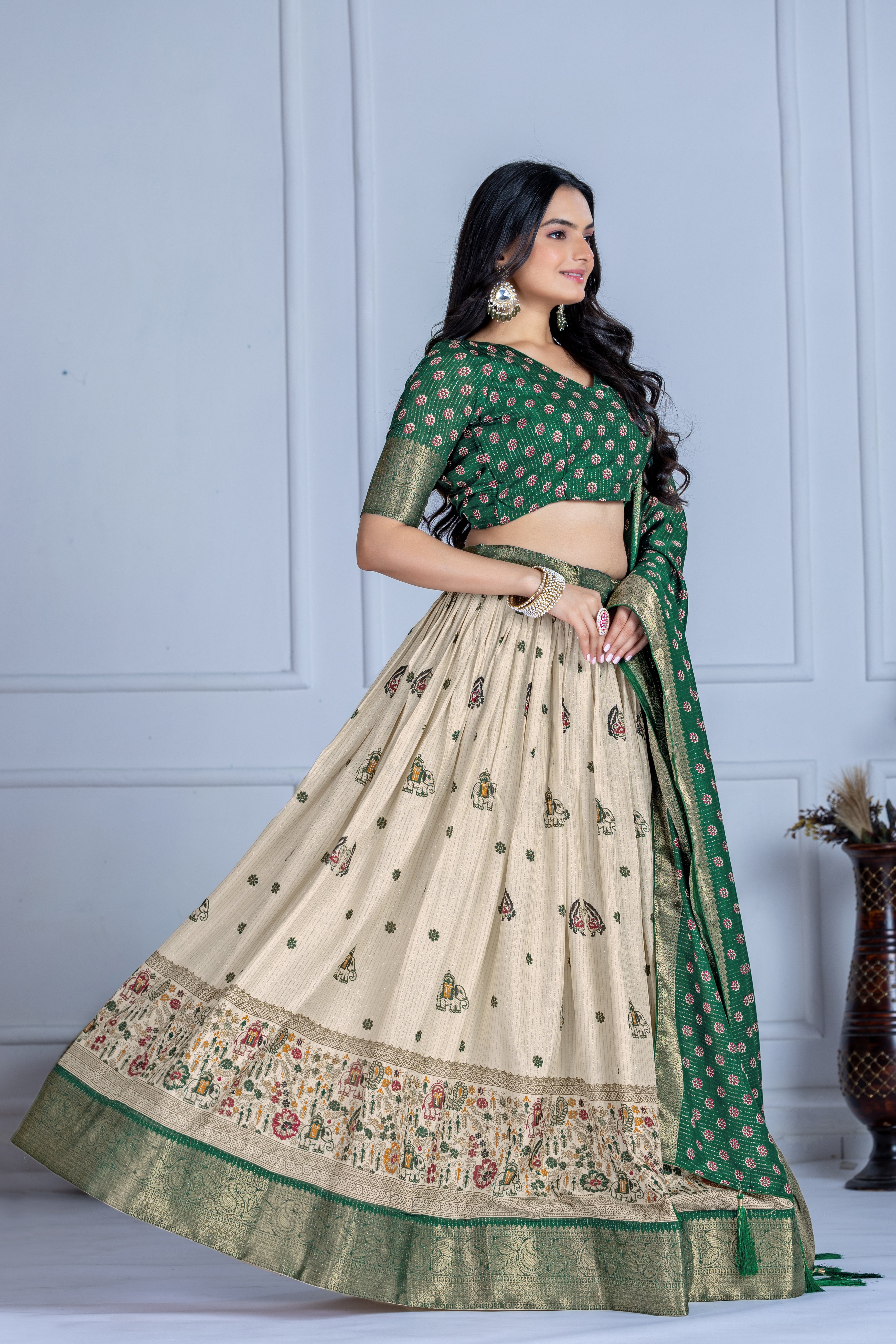 designer lahenga choli