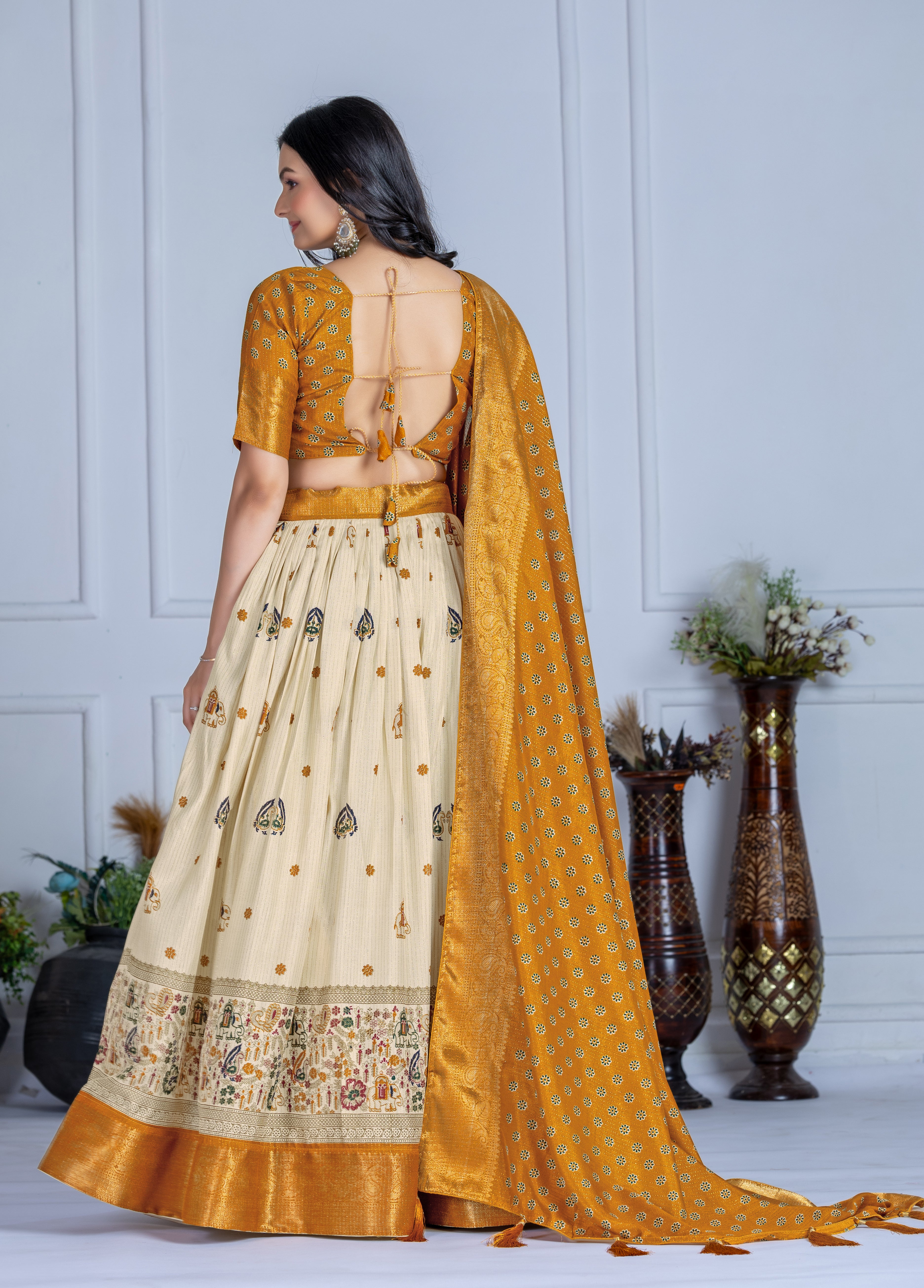 designer lahenga choli