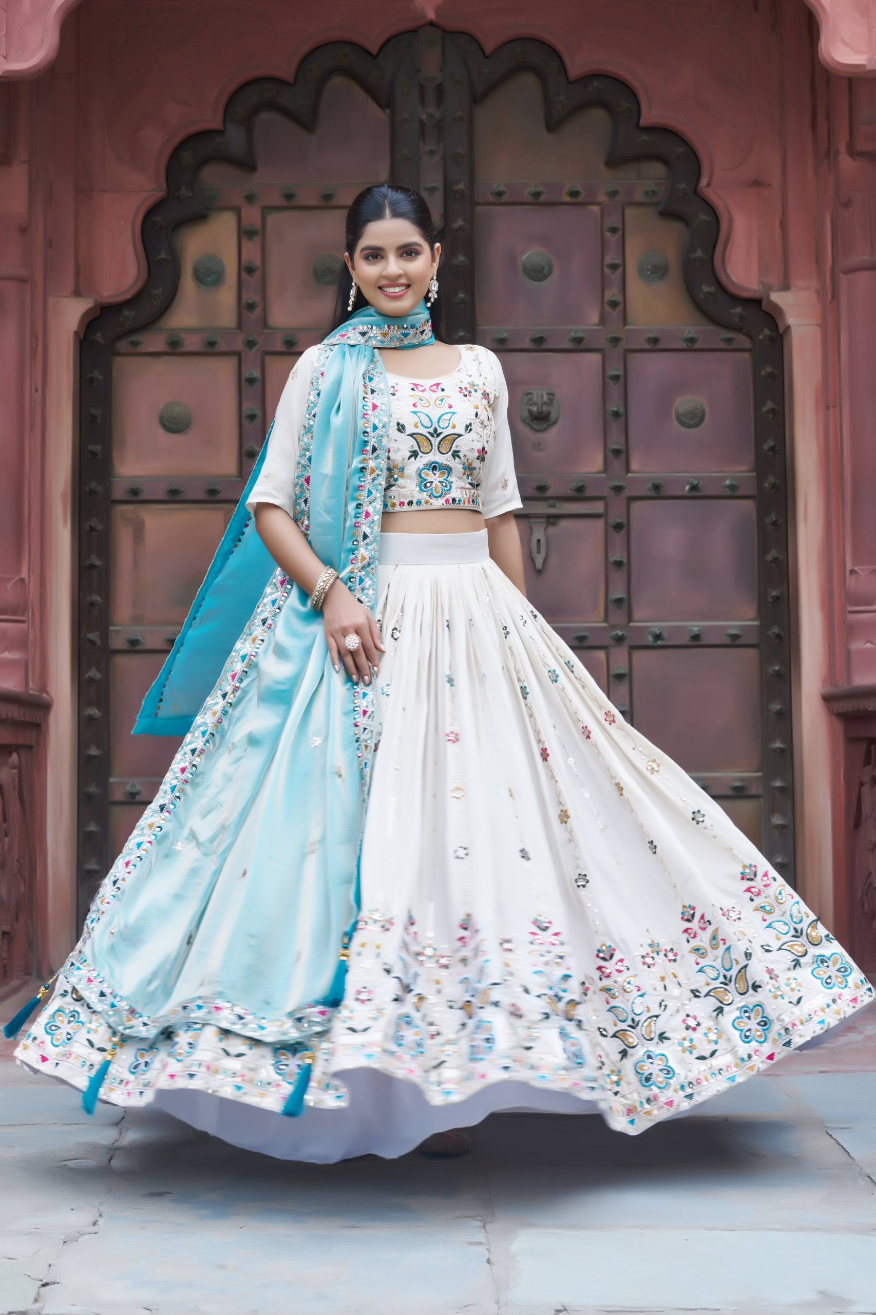 New designer lahenga choli